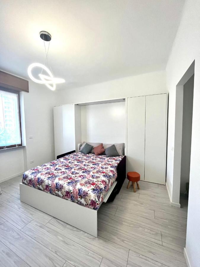 Marghespace Zona Stazione Centrale Appartamento Con Letto Matrimoniale E Bagno Milano Exterior foto